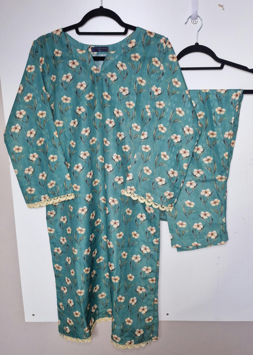 Lawn 3 Peice Suit- Chicken Kari greenish blue with floral design