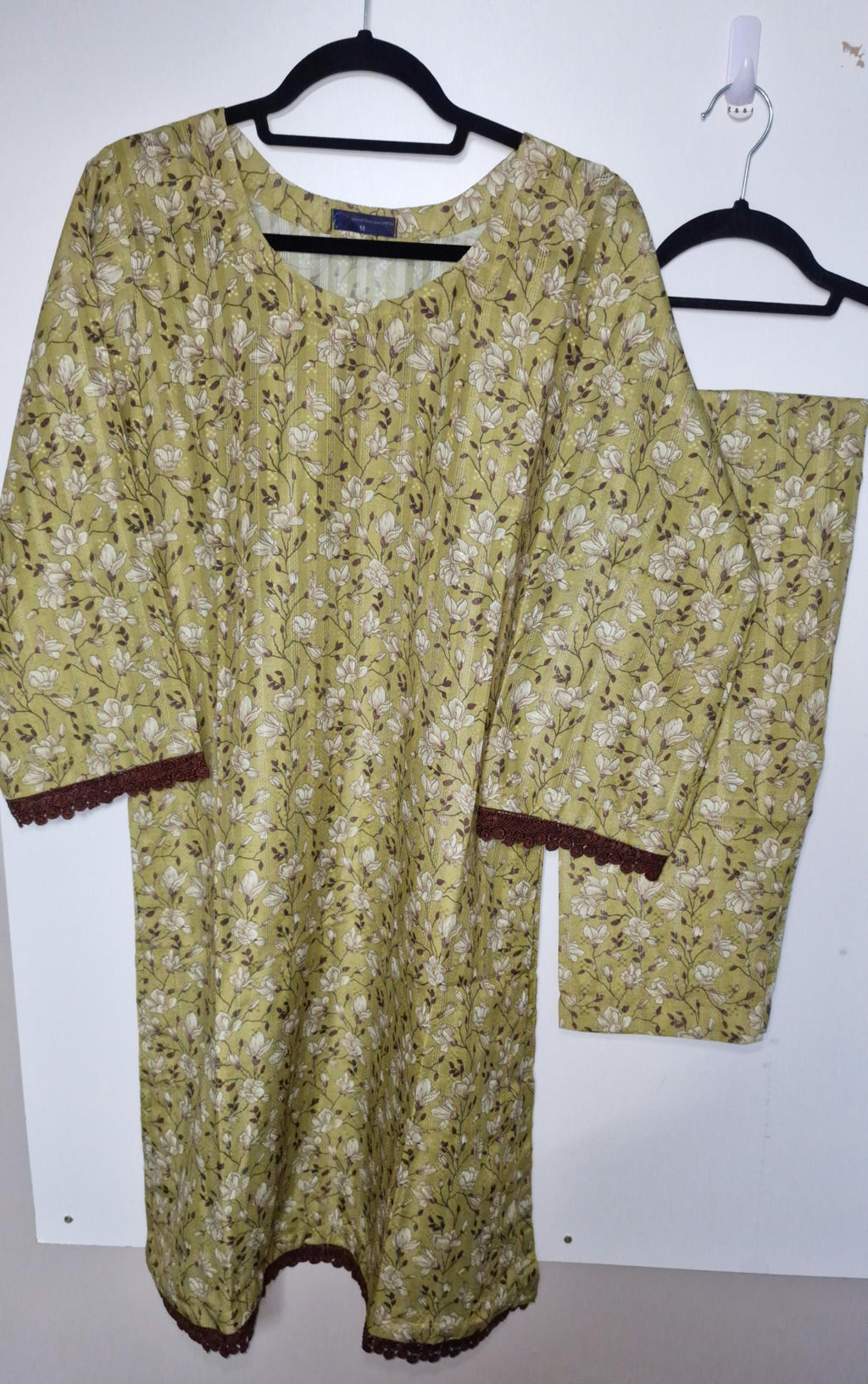 Lawn 3 Peice Suits- Chicken Kari - olive green/ floral pattern