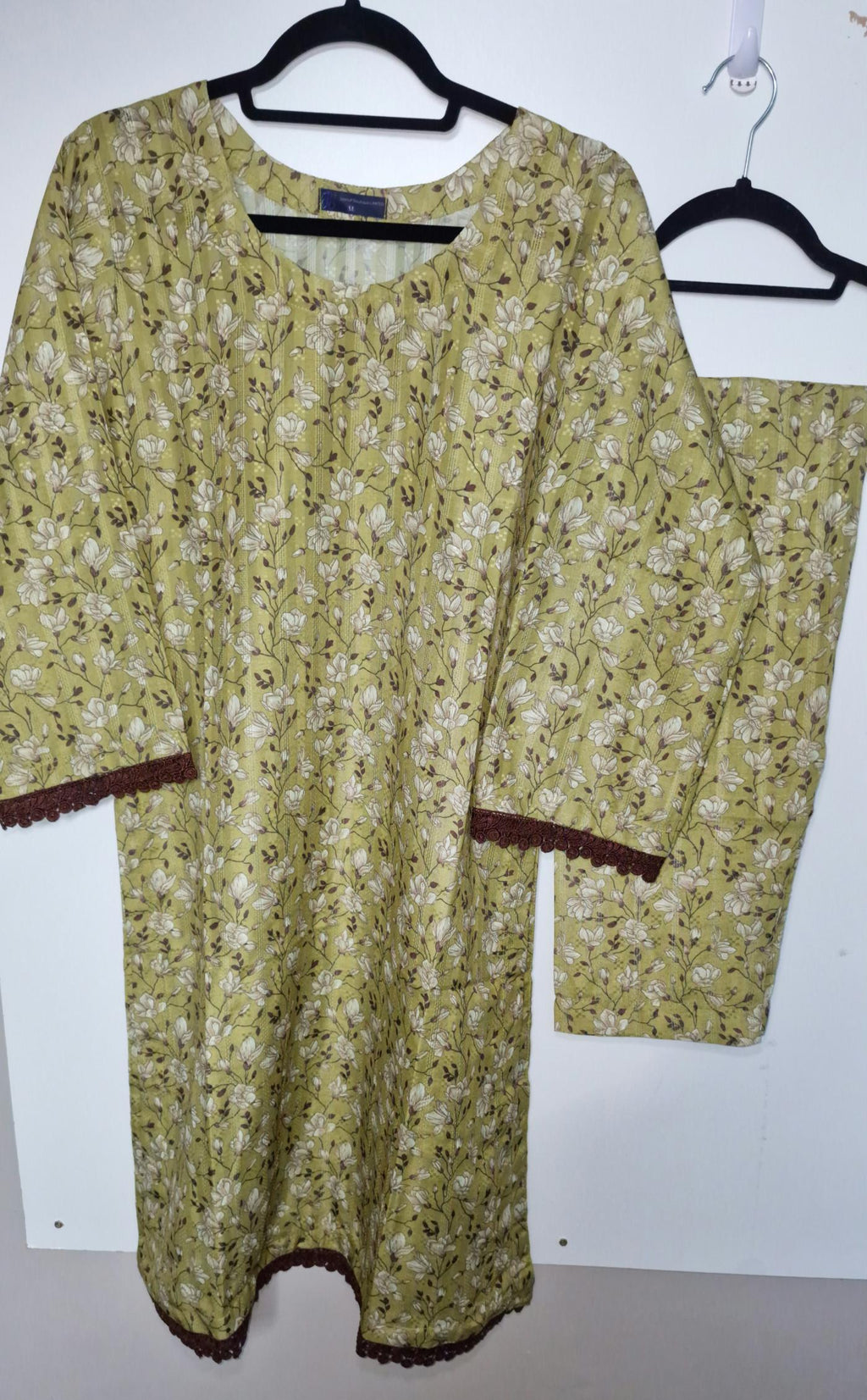 Lawn 3 Peice Suits- Chicken Kari - olive green/ floral pattern
