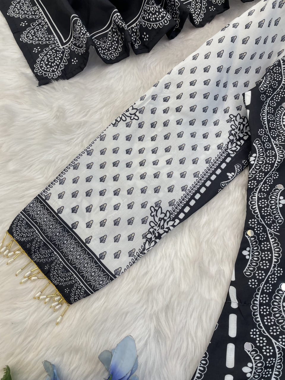 Black and White Muslin with mirror work Suit